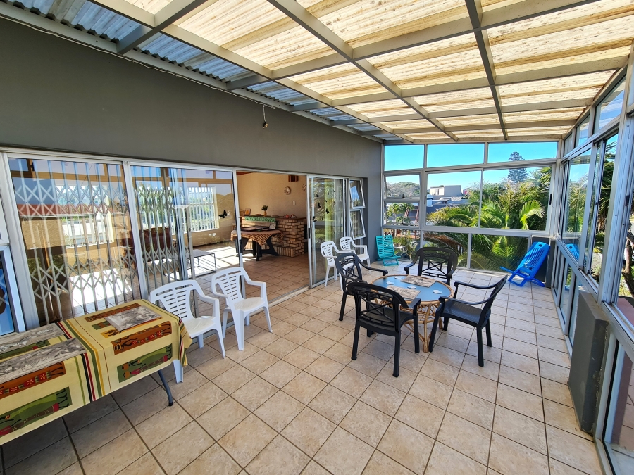 4 Bedroom Property for Sale in C Place Eastern Cape
